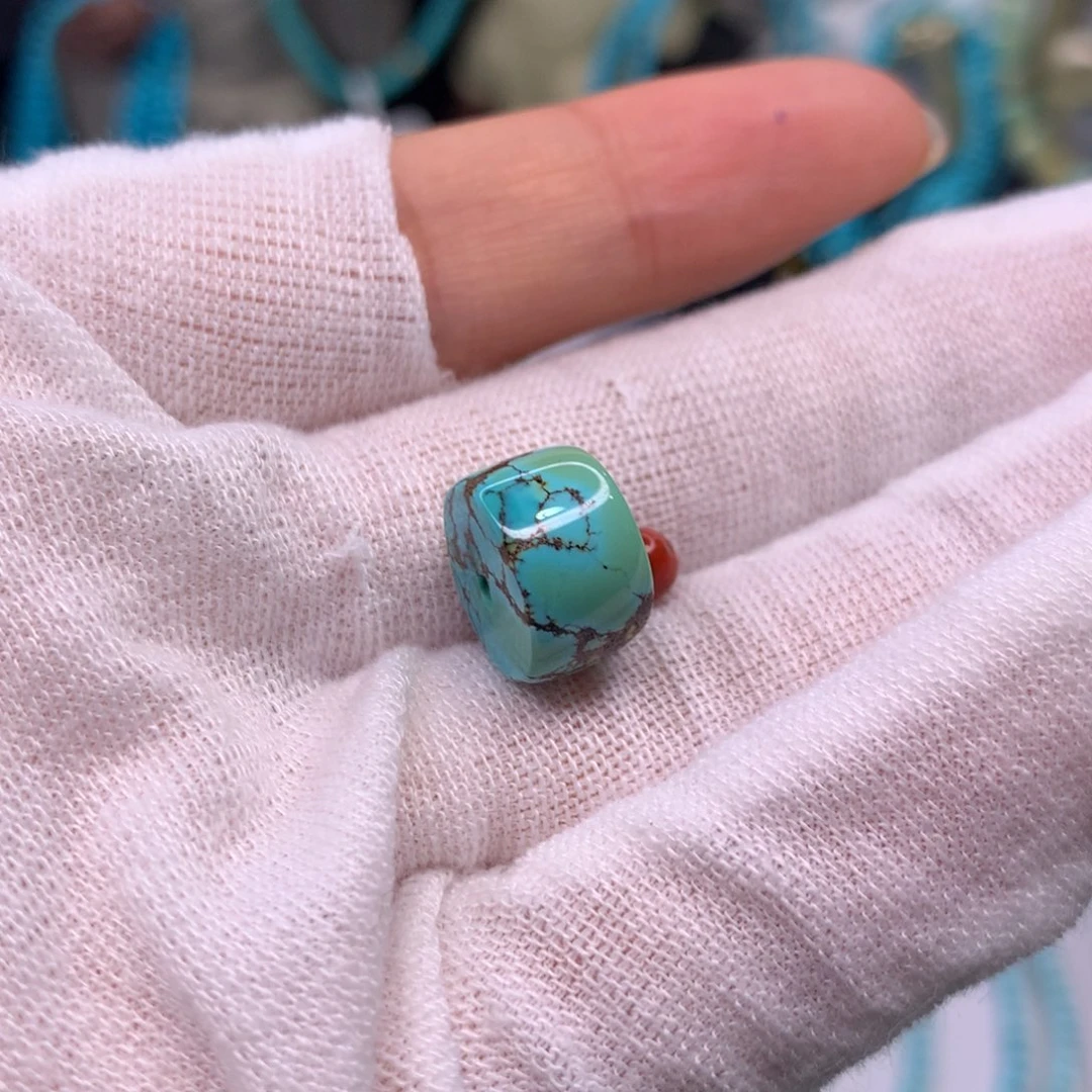 南红玛瑙配饰未镶嵌