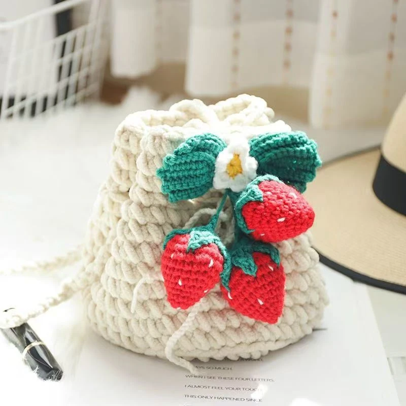 【不是成品】冰条线手工diy草莓束口斜挎包水桶包毛线编织材料包