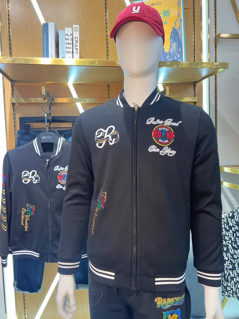 R9000男士上新秋冬简欧时尚徽章刺绣卫衣夹克外套48001899