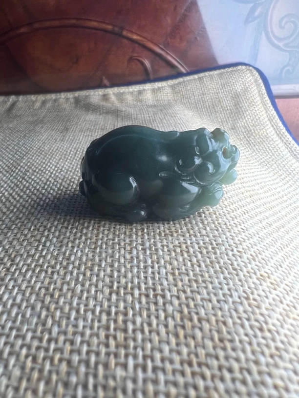 和田玉招财进宝貔貅精雕精美