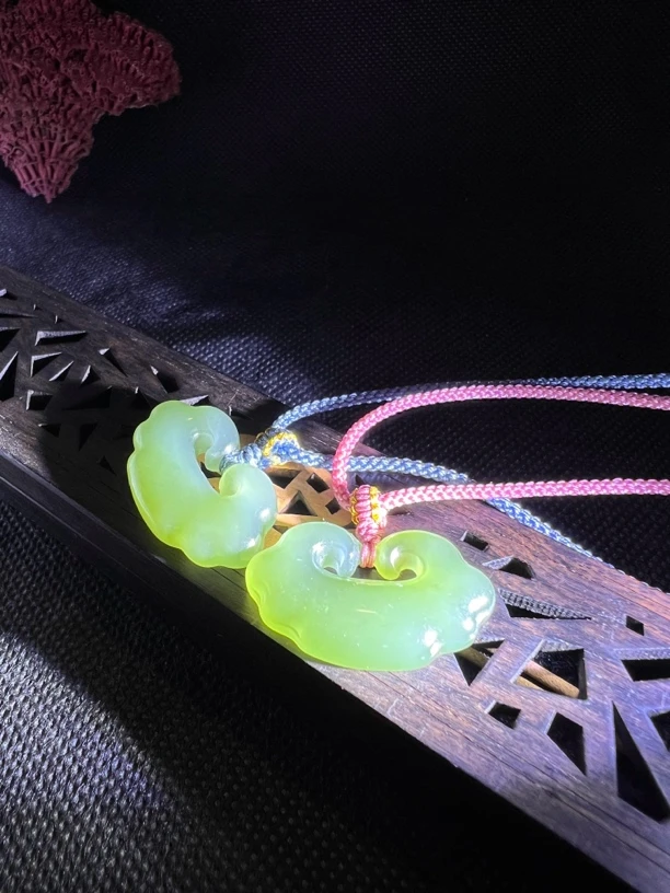 和田玉吊坠玉锁国风珠宝饰品