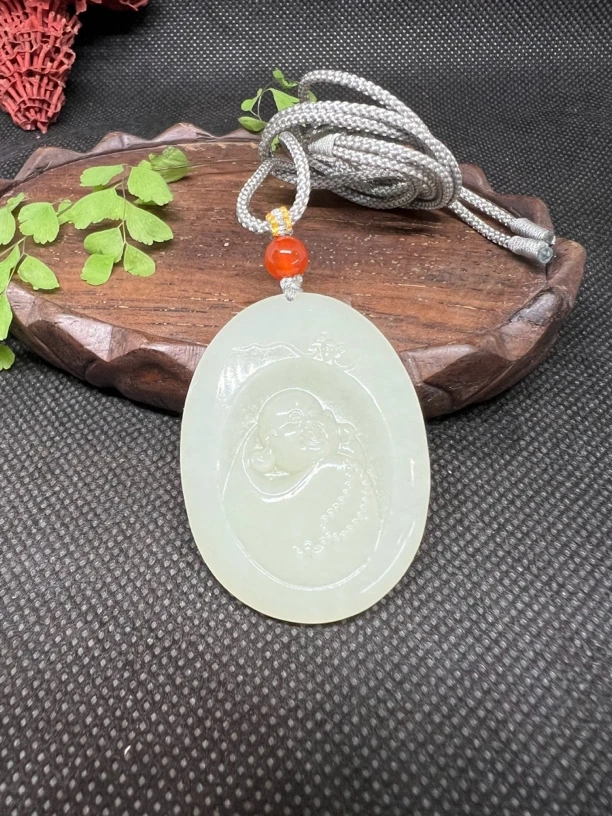 吊坠和田白玉弥勒佛珠宝雕刻精美精雕挂坠