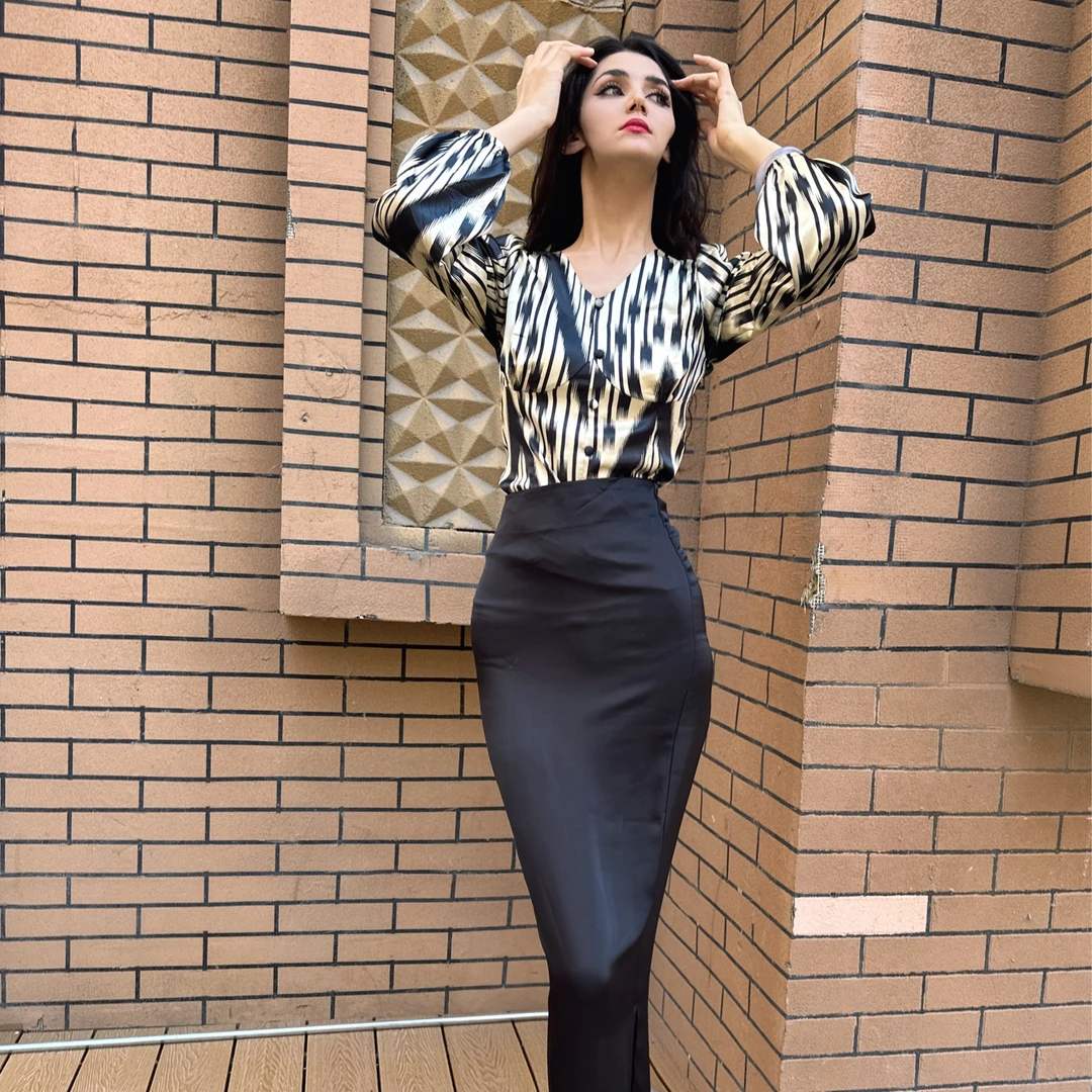 Fargiz修身洋气显瘦秋夏复古风民族艾特莱斯衬衫套装秋冬条纹长袖