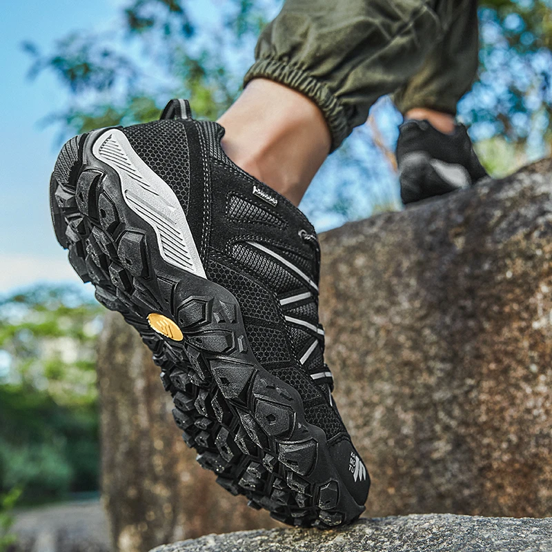 KAIMOTU户外登山鞋男防滑透气耐磨反绒皮款户外鞋徒步鞋大码休闲