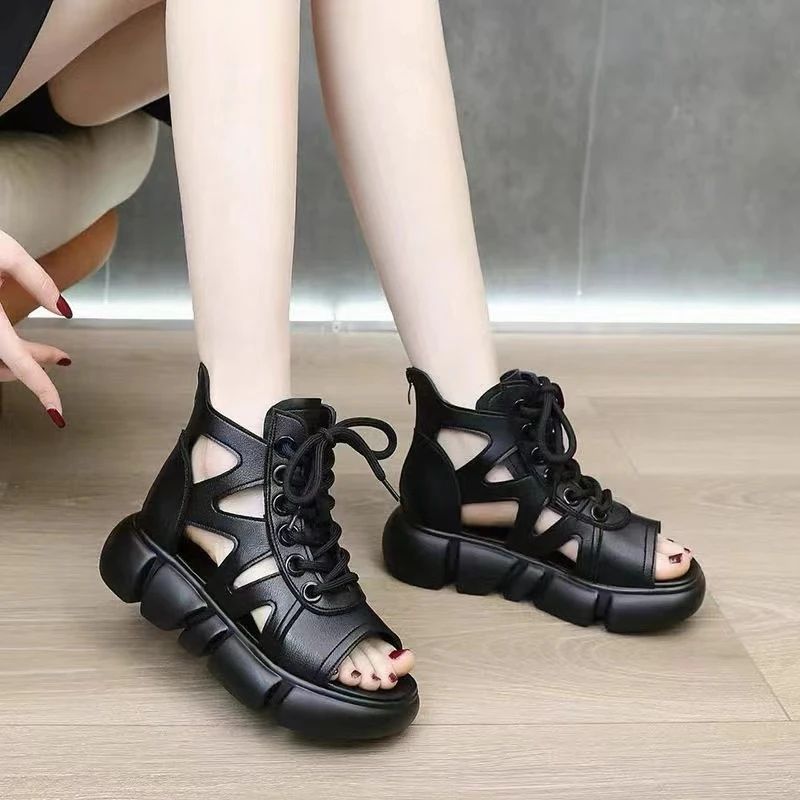 厚底罗马凉鞋女2024夏季新款复古真软皮软底镂空鱼嘴凉靴坡跟露趾