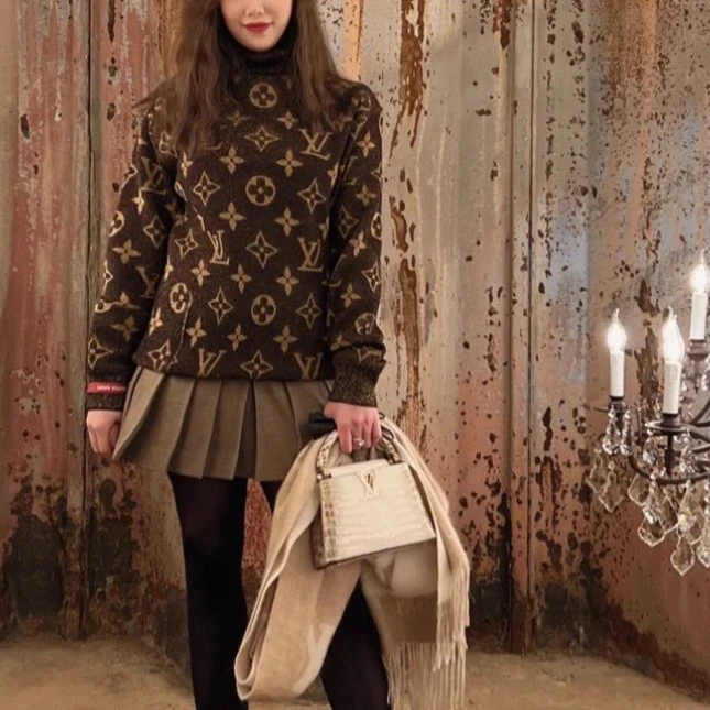 LouisVuitton/路易威登LV满logo老花羊毛衫套头满印经典满印休闲