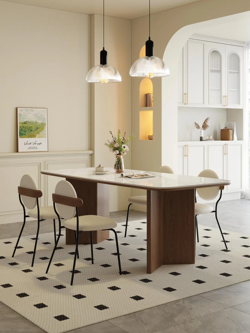 奶油系实木岩板餐桌椅子2023新款网红中古风家庭小户型洞石白蜡木