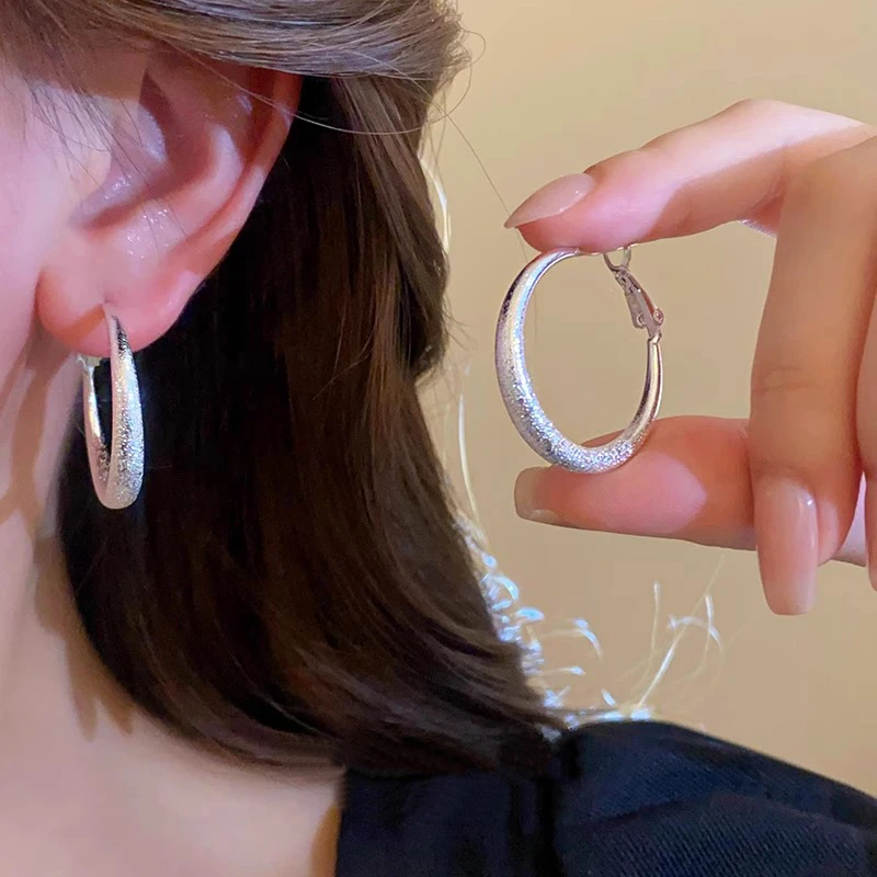 铜合金耳饰 高级感满天星耳圈小众设计感百搭简约耳环冷淡风耳饰