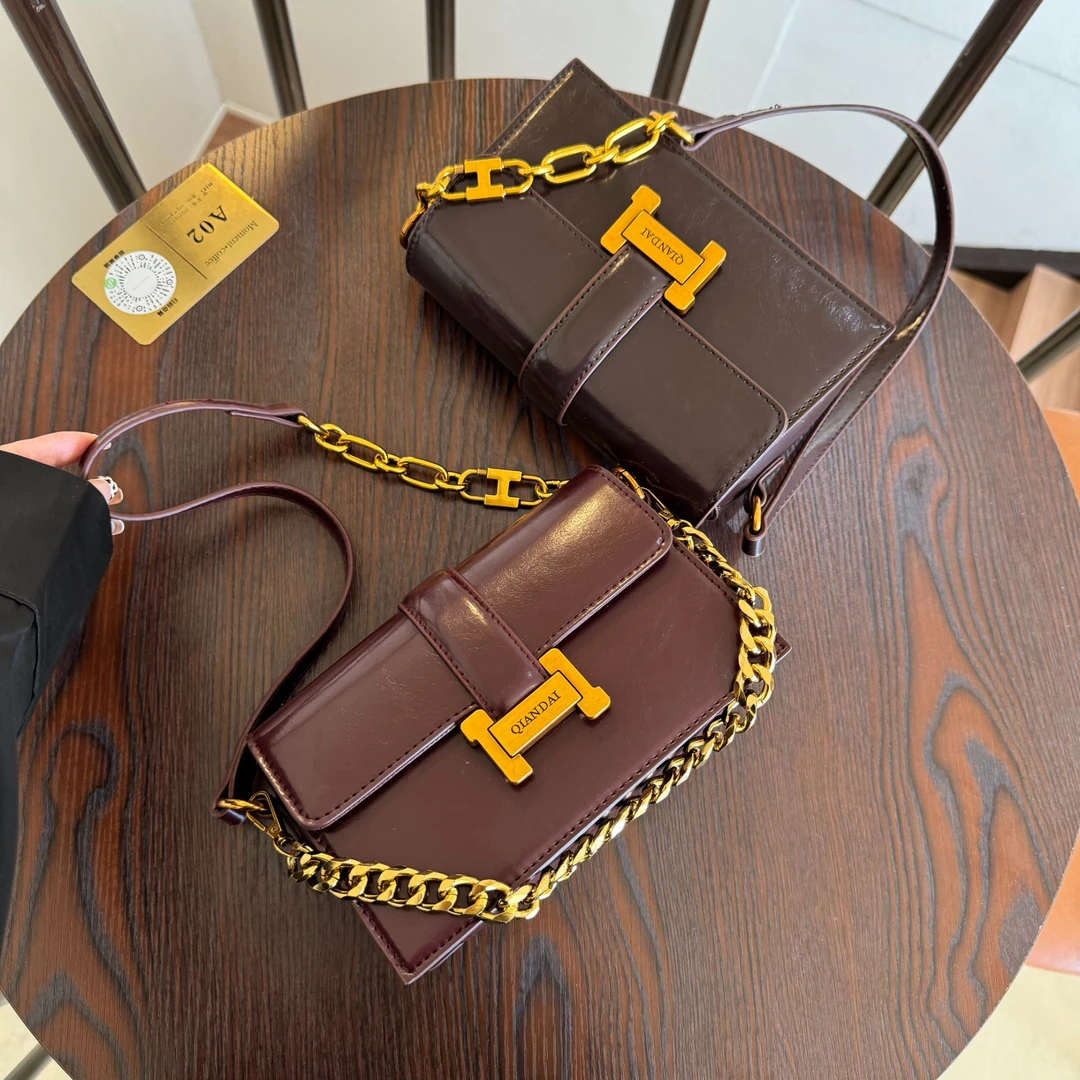 高档轻奢腋下包时尚百搭斜挎包多格层手提包2024新款韩版ins秋冬