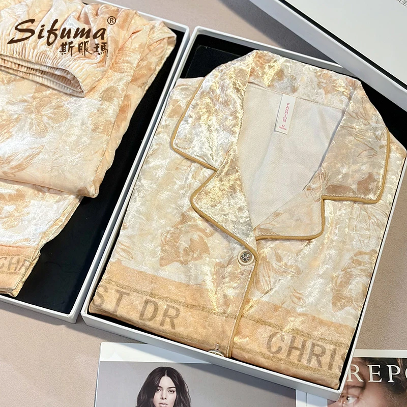 Sifuma/斯服玛《蝶恋花》秋冬睡衣女长袖金丝绒外出洋气出门款套装