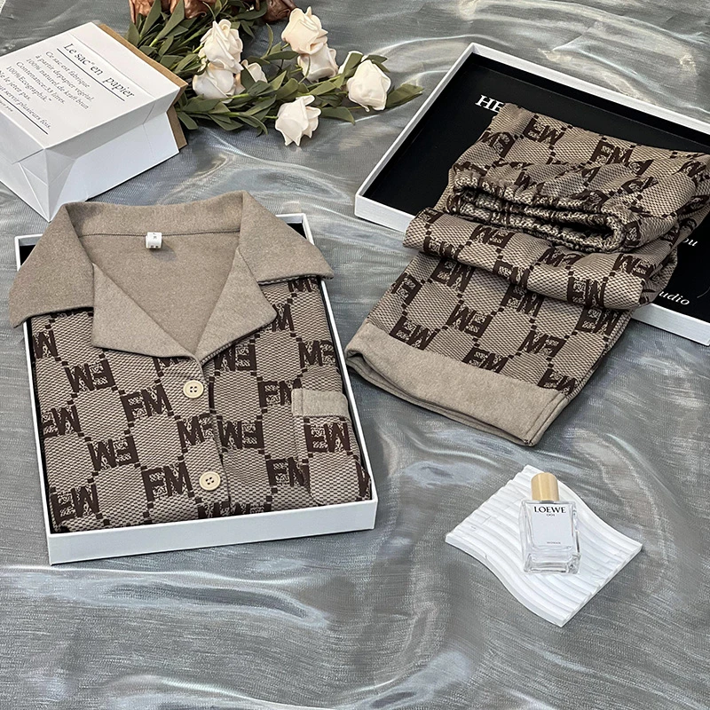 Sifuma/斯服玛《字母男款》秋冬牛奶绒长袖开衫两件套睡衣家居服男