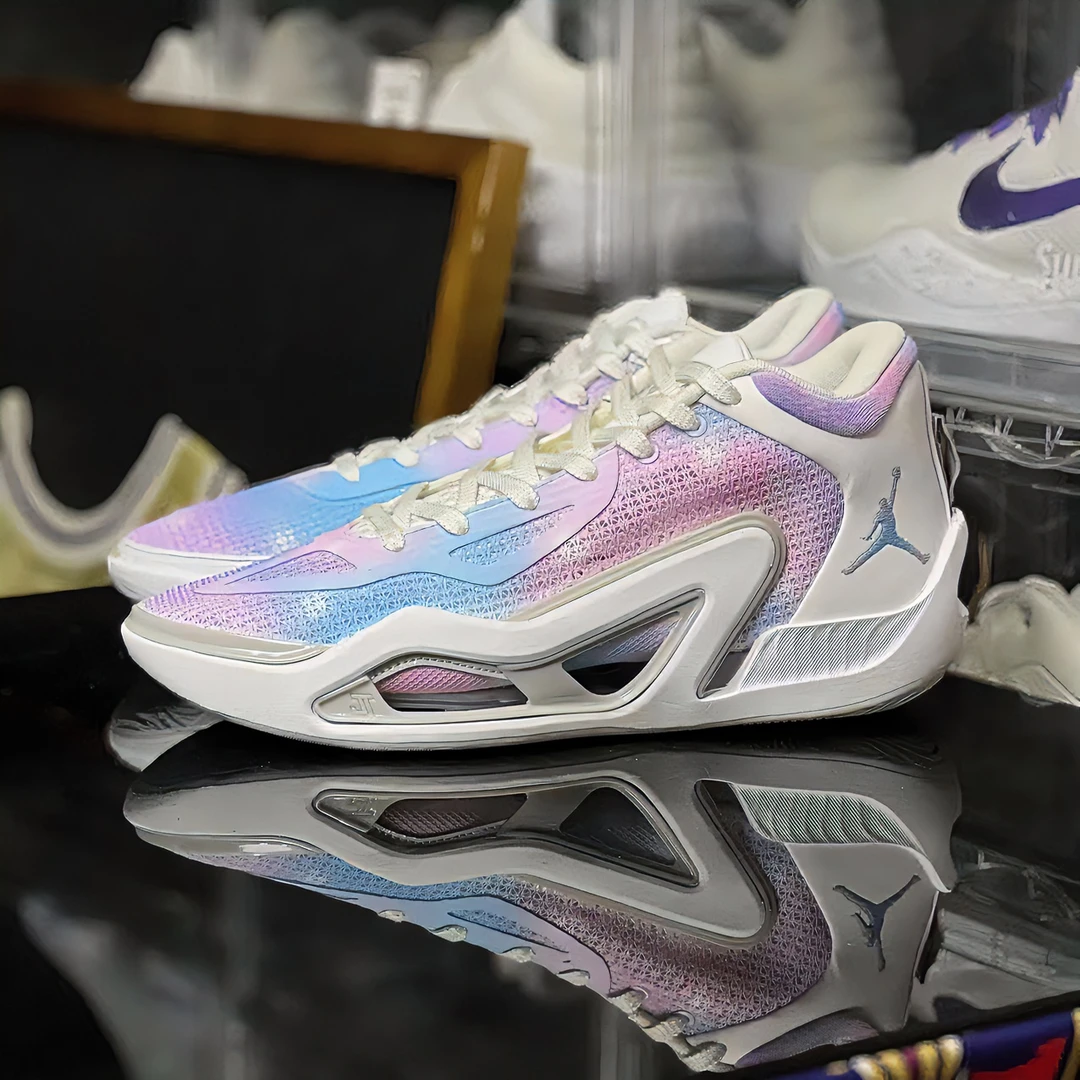 【Jelly實戰定製】NIKE/耐克塔图姆一代“星云”定制实战减震耐磨球鞋