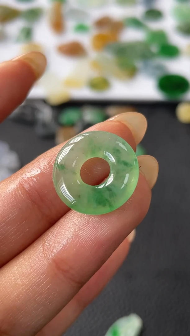 【闪购商品】定制翡翠未镶嵌甜甜圈1500+150