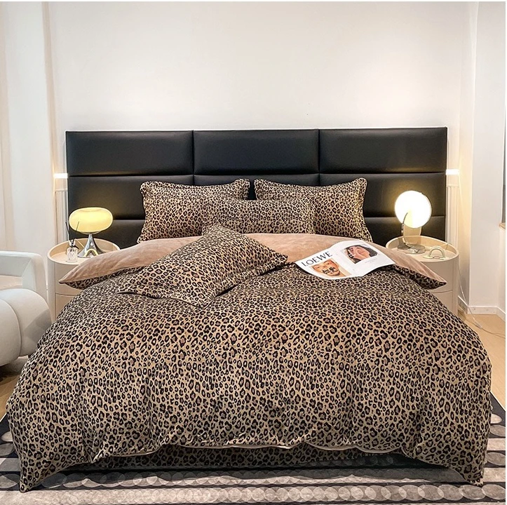 Karabay_专属豹纹加厚牛奶绒四件套