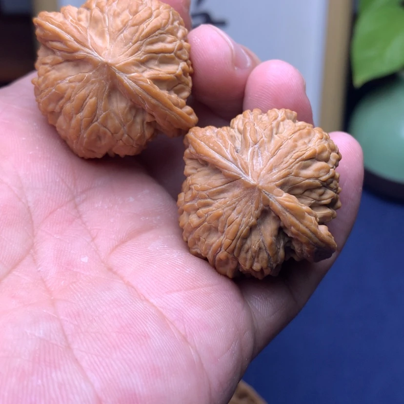 【闪购商品】文玩核桃吊坠楠*难