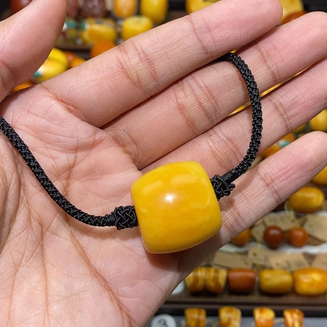 【闪购商品】蜜蜡裸石未镶嵌S***R