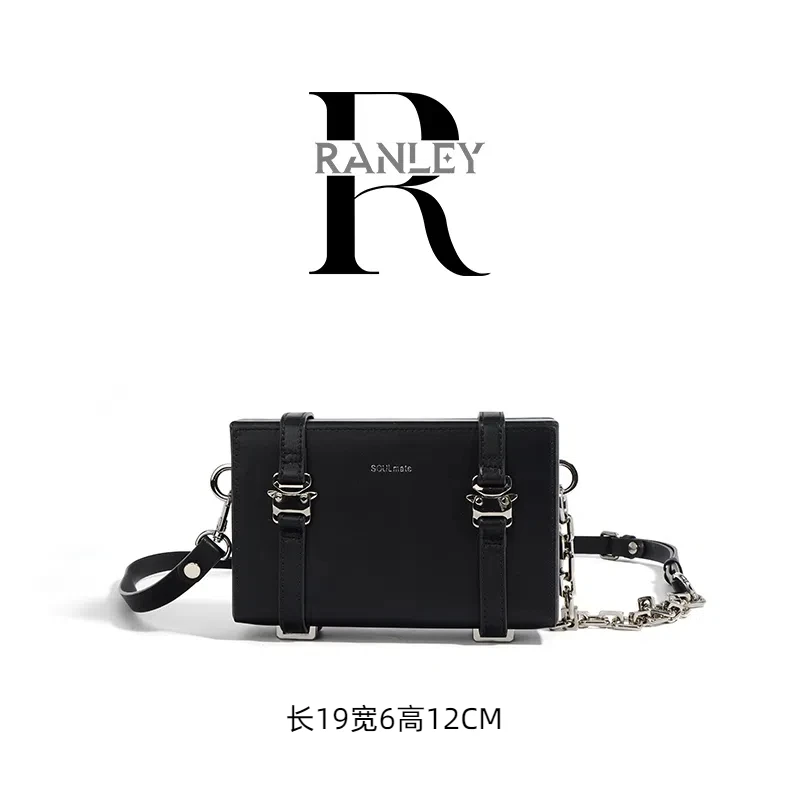 小众设计感斜挎小方包单肩手提包（L2260）