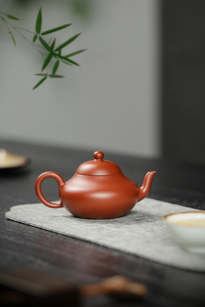 矮梨壶，小煤窑朱泥，130cc