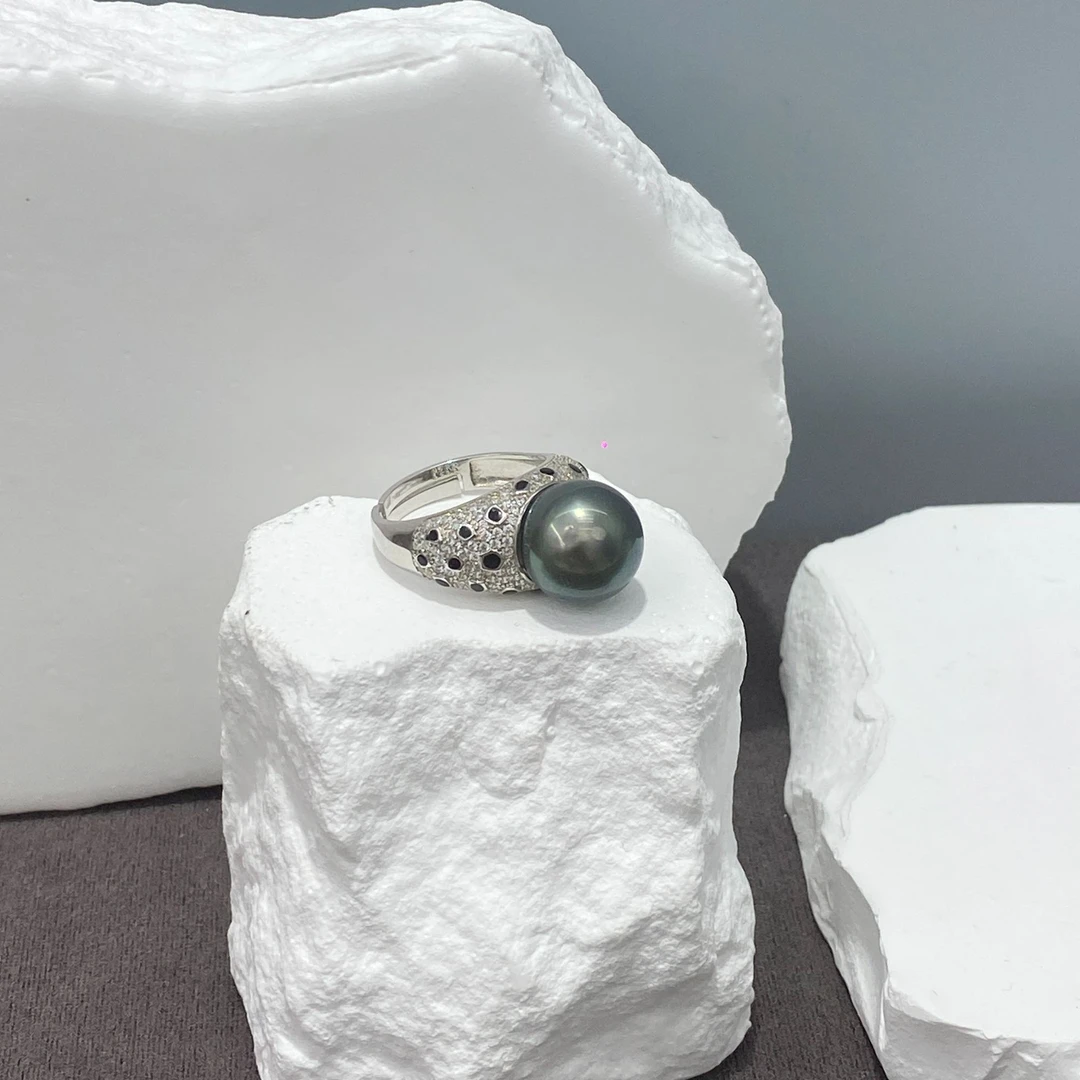 梁大大珠宝 海水大溪地黑珍珠 s925银戒指 时尚款