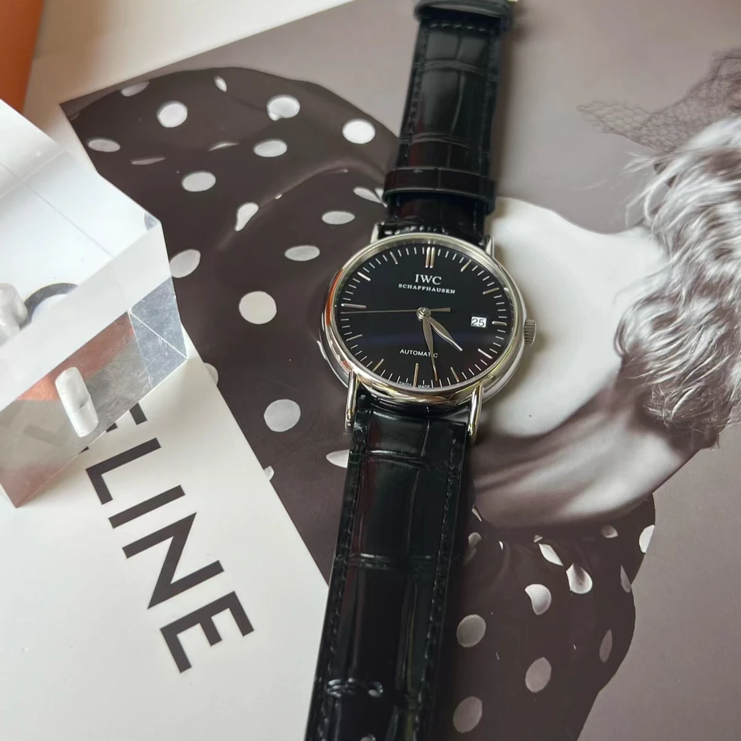 95新 IWC/万国 自动机械机芯 精钢 39 MM 专柜价 26000