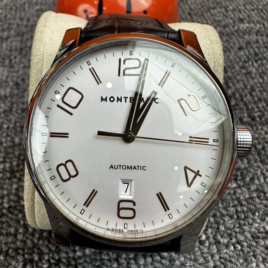 95新 Montblanc/万宝龙 自动机械 精钢 42毫米    专柜价25000