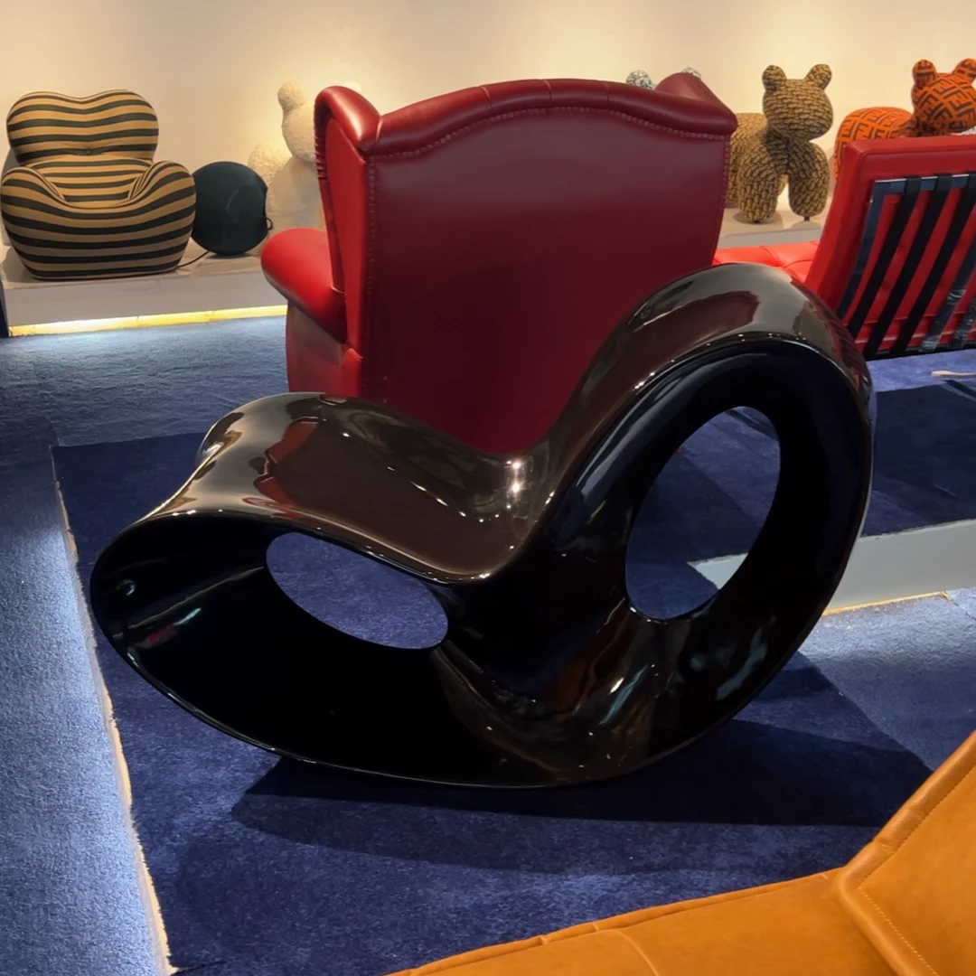 Voido Chair维多摇椅鬼脸椅设计师创意玻璃钢休闲逍遥躺椅子