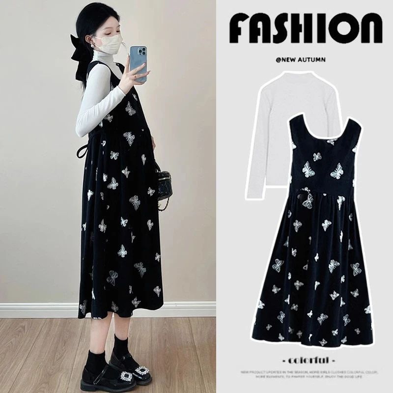 孕妇背带裙秋冬2025新款小个子宽松灯芯绒连衣裙碎花高级感两件套