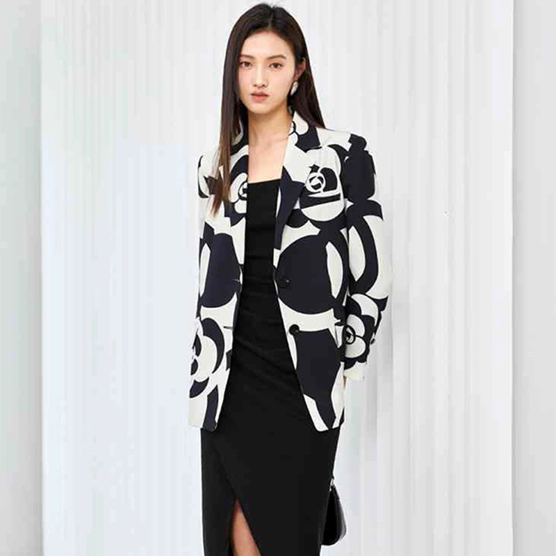 37144【贝系列】黑白撞色大气花色外套035W02796