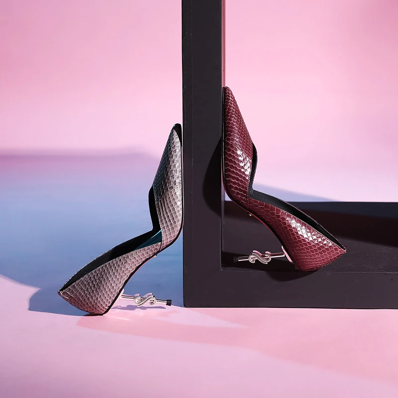 秋冬新款细高跟单鞋气质职场时装尖头浅口鞋简约高定全蛇皮粉底鞋