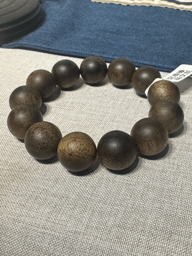 越南芽庄绿棋楠雷击18mm沉香沉水级手串