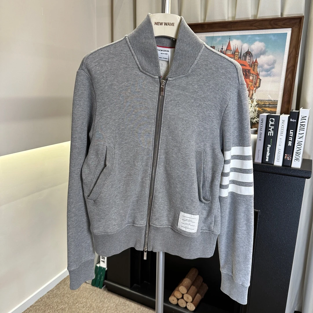 99新 THOMBROWNE TB513 经典四条纹图案外套0码原价7k+