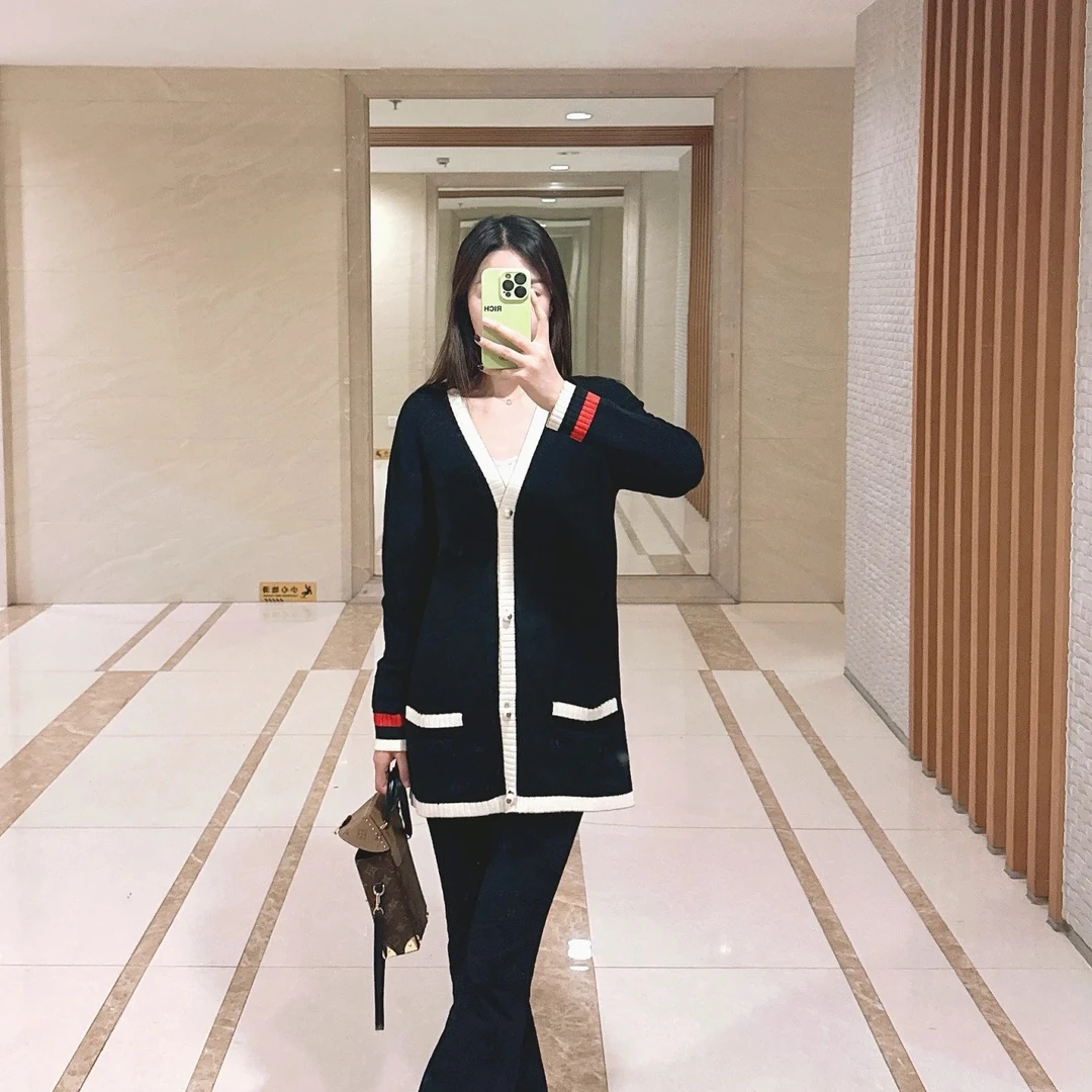99新 Gucci古驰 loved金线珍珠扣羊毛开衫 XS码原价17000 GU00650