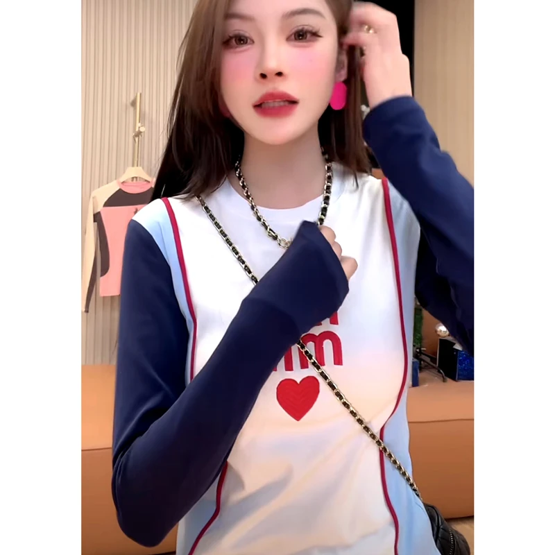 打底衫女2024秋冬新款圆领简约撞色爱心字母印花T恤百搭通勤长袖