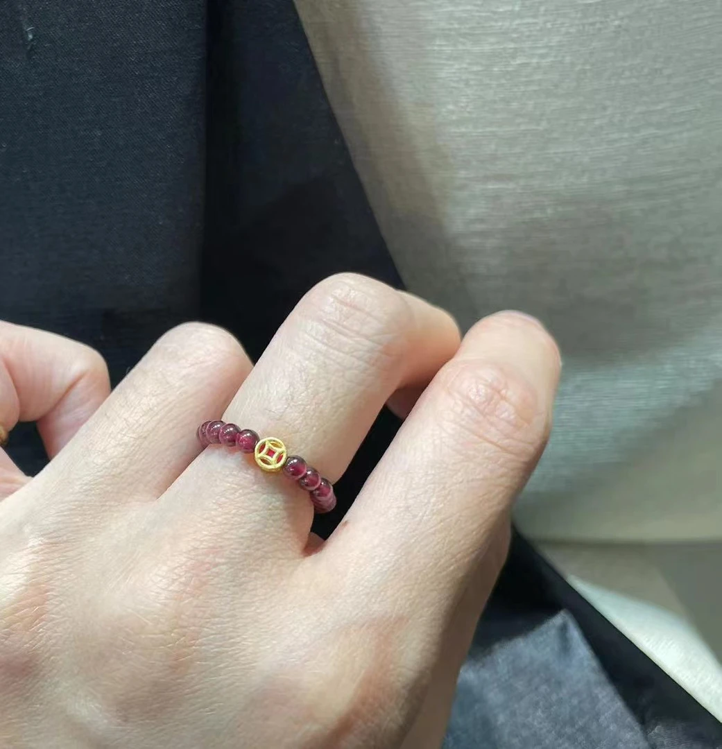石榴石素款小众气质戒圈时尚女饰品简约女士镶嵌可调节红色弹力绳
