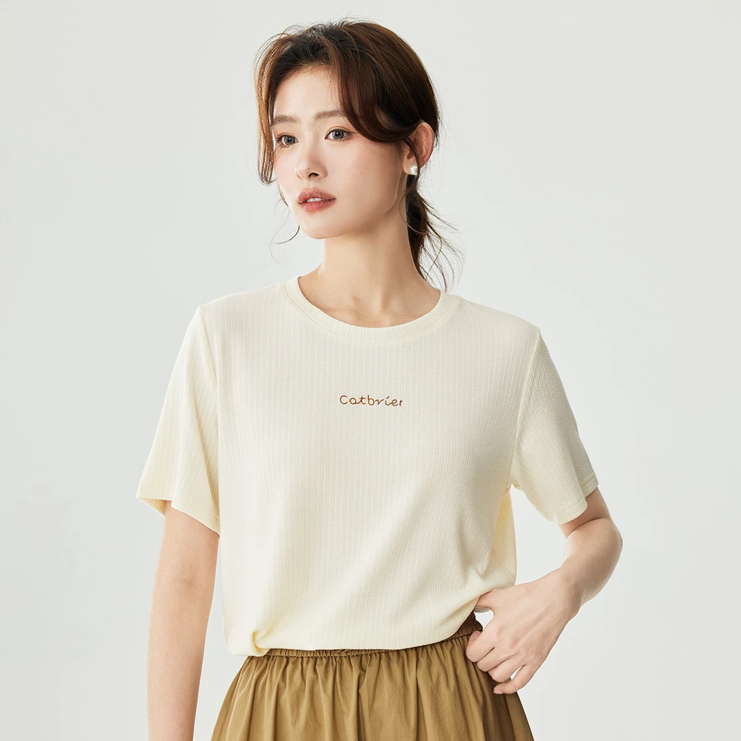 茵曼时尚字母绣花开叉T恤舒适休闲短袖上衣F18424449