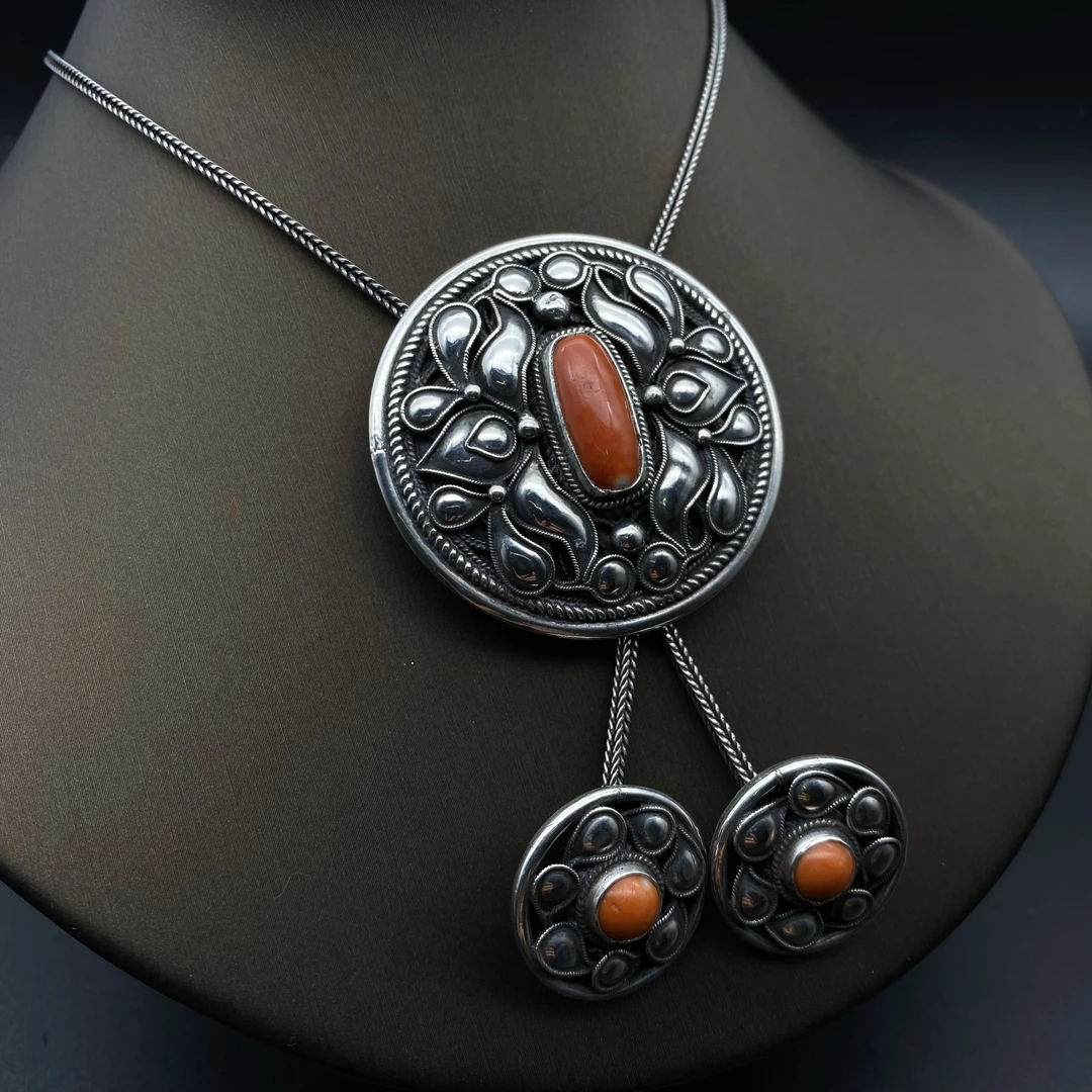 吊坠足银琉璃 S990足银纯银旭日项链吊坠蒙古民族风手工精致1860