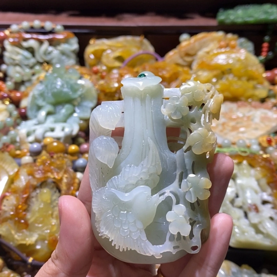 【闪购商品】蛇纹石玉颈饰未镶嵌