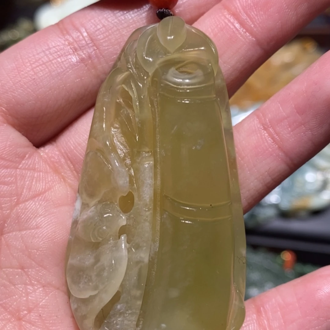 【闪购商品】蛇纹石玉颈饰合金