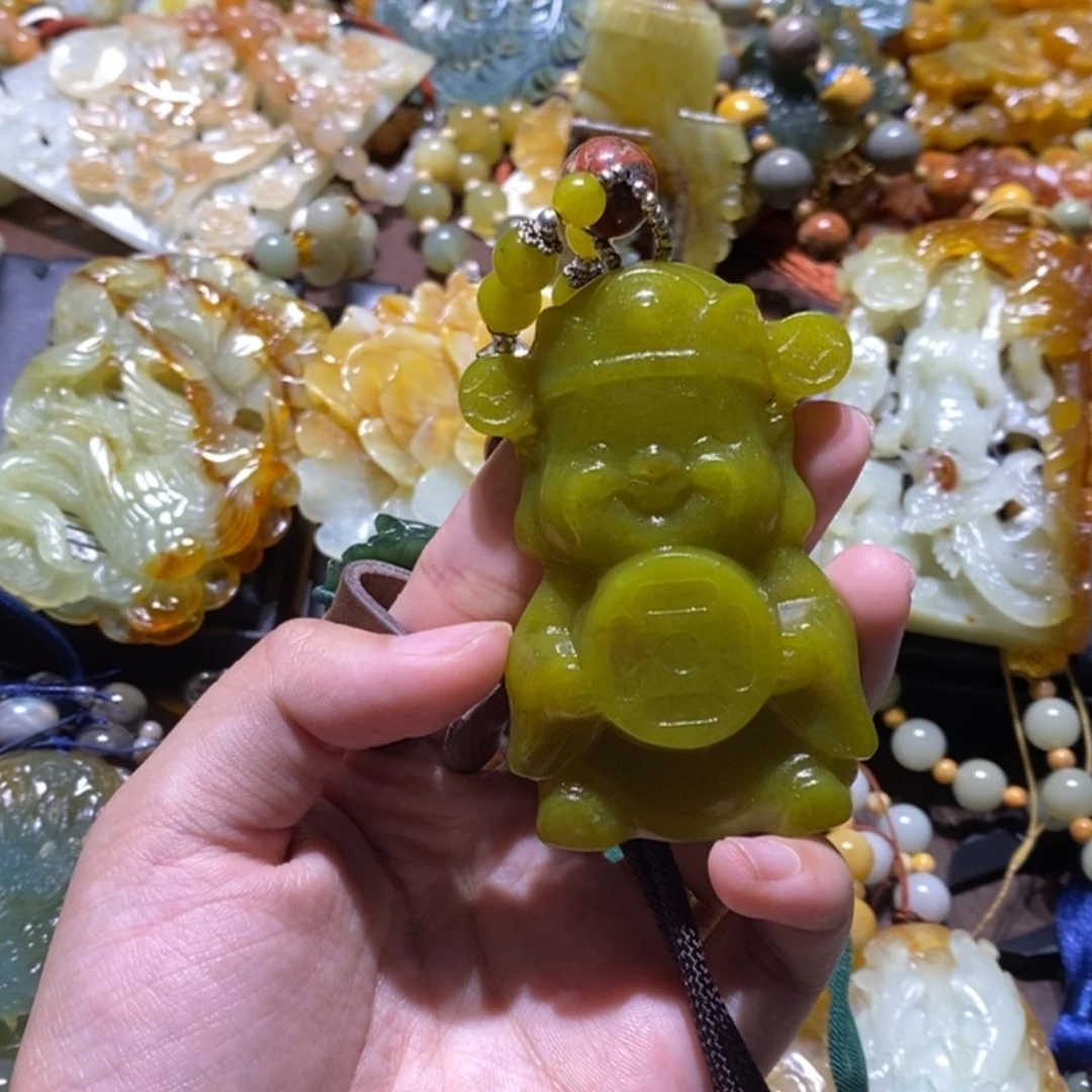 【闪购商品】蛇纹石玉颈饰未镶嵌