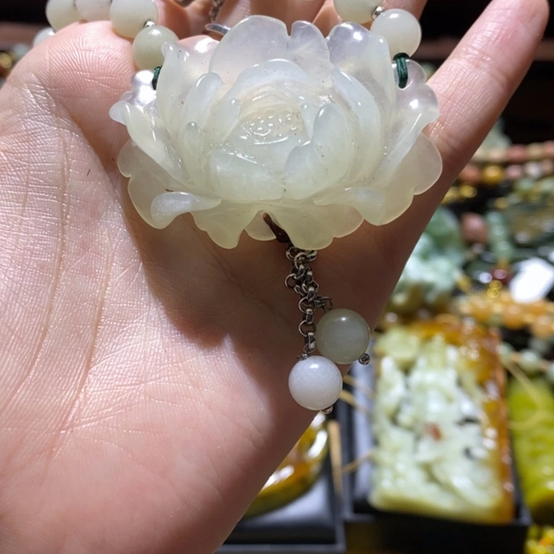 【闪购商品】蛇纹石玉颈饰未镶嵌