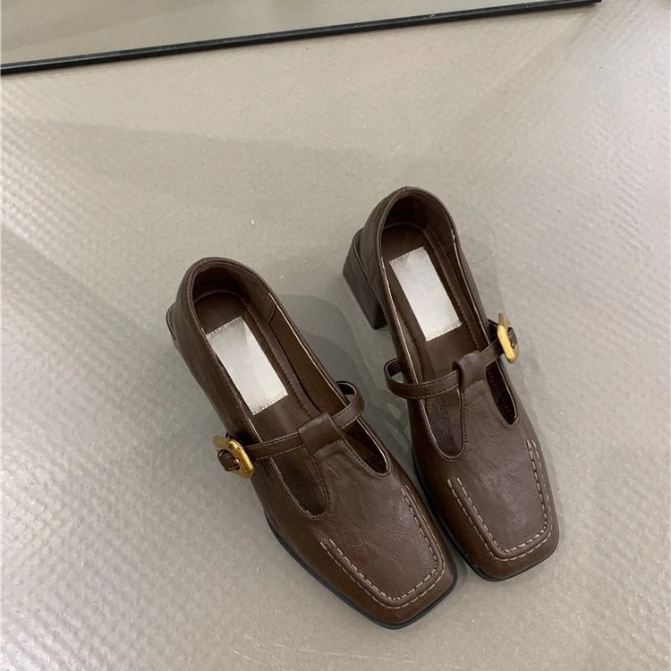 浅口复古玛丽珍鞋女2025年新款法式气质优雅搭扣方头粗跟通勤鞋