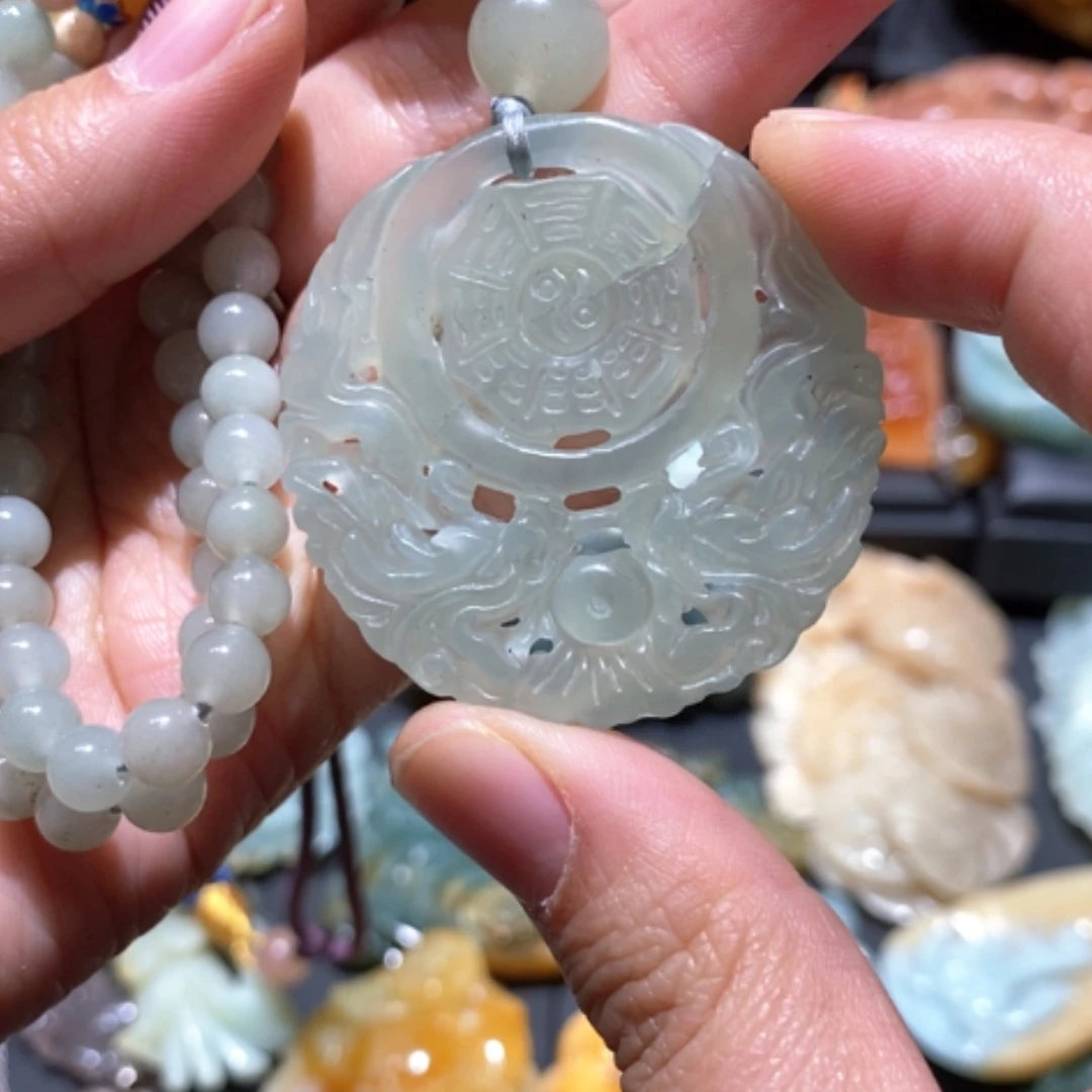 【闪购商品】蛇纹石玉颈饰合金