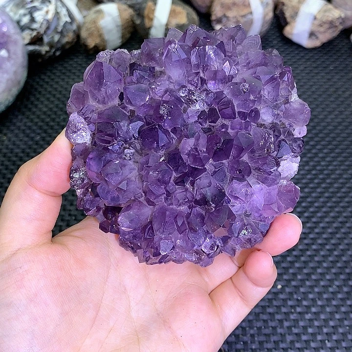 水晶大型摆件（非配饰）未镶嵌