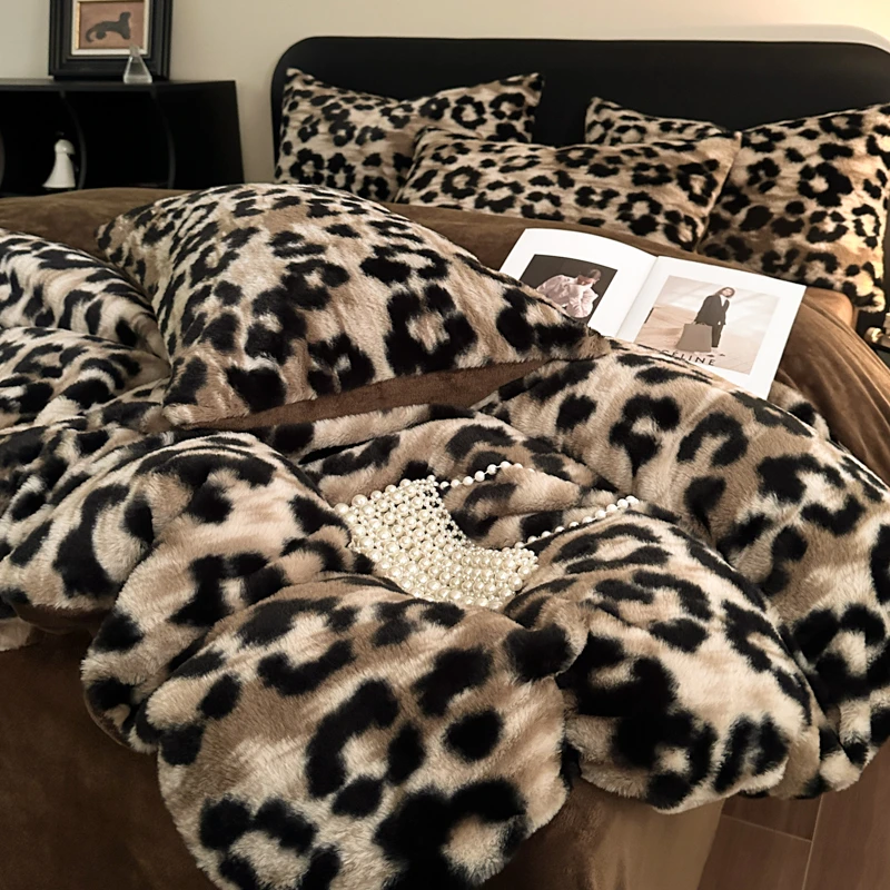 加厚兔毛绒四件套冬季豹纹牛奶绒珊瑚绒床单被套床上双面绒床笠款