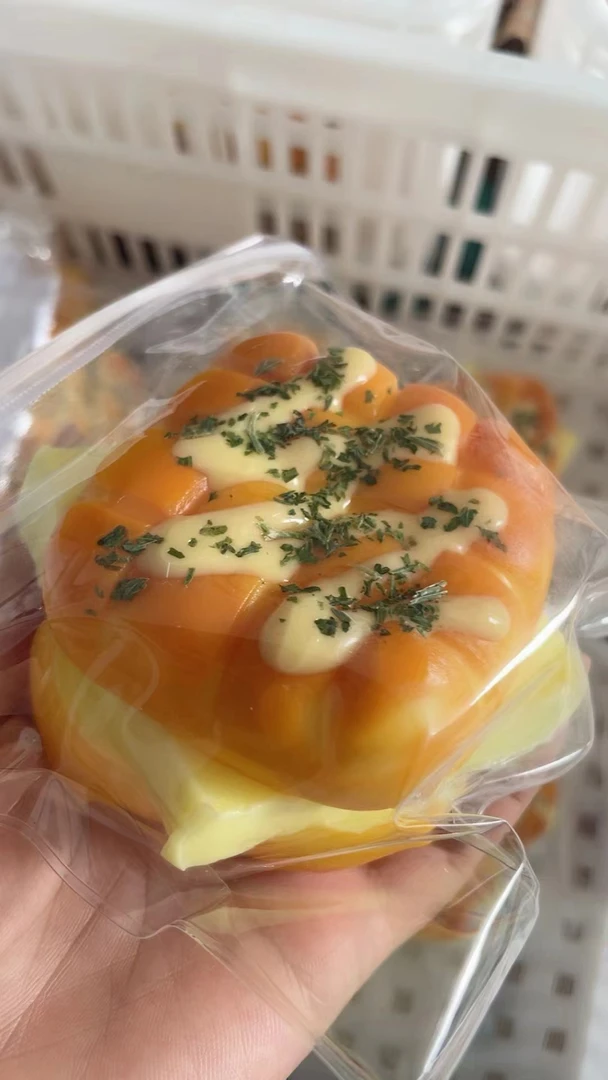 【菠萝包】纯手工硅胶捏捏乐水泥感解压diy玩具手工成品制作