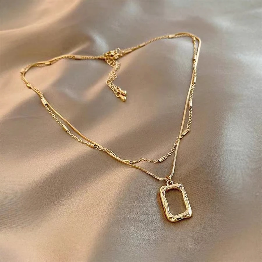双层叠带方块项链2023年新款女轻奢小众i嘻哈锁骨链小众