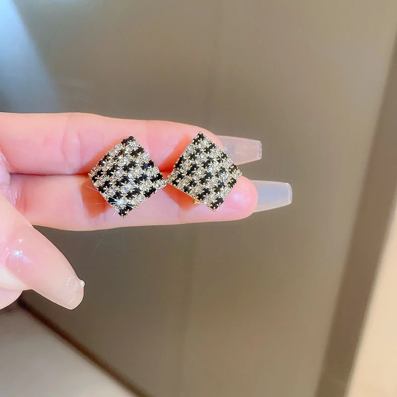 铜合金耳饰 小众设计感百搭简约气质耳环气质高级感N0733