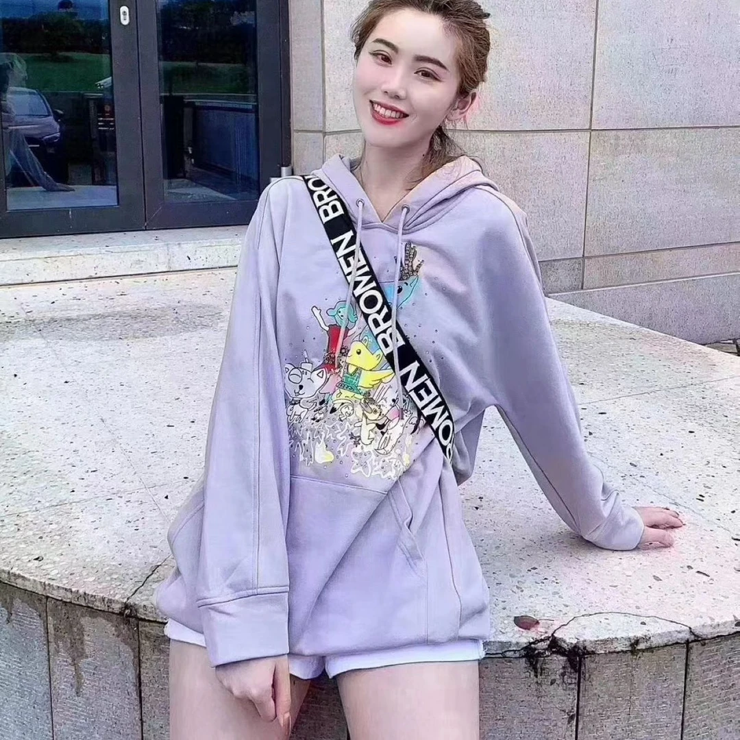 阿家专柜正品宽松百搭休闲阔版卡通连帽卫衣 5300399-42060BH-001