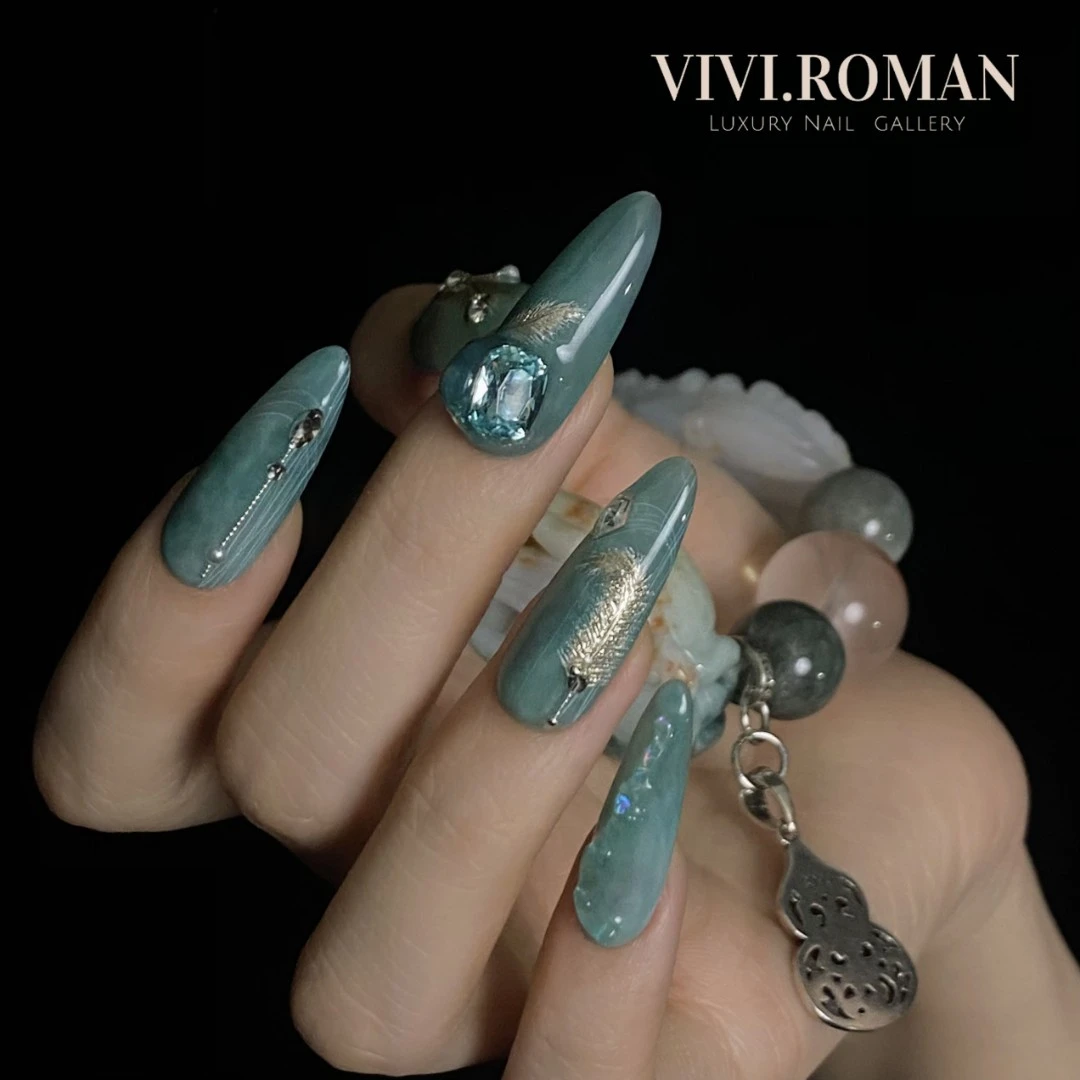 【霓裳羽衣】原创轻奢穿戴美甲手工 羽毛 国风手绘 晕染 新中式美甲