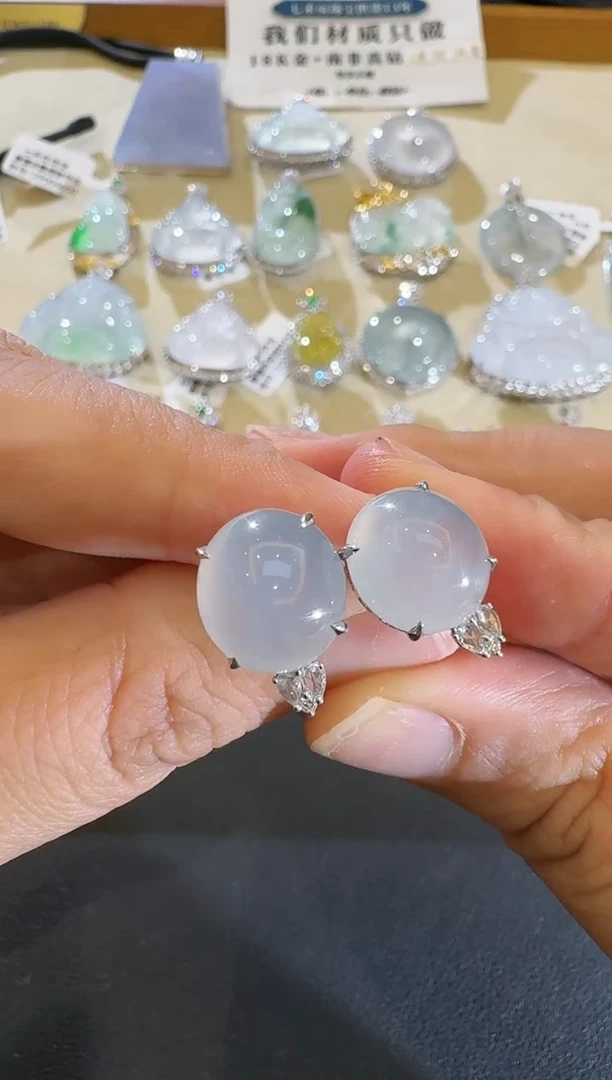 【闪购商品】翡翠耳饰18K金镶嵌【源头工厂】钻石镶嵌蛋面